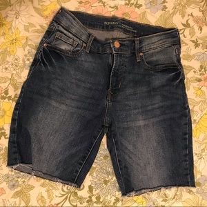 Old navy mid-rise cut off shorts
